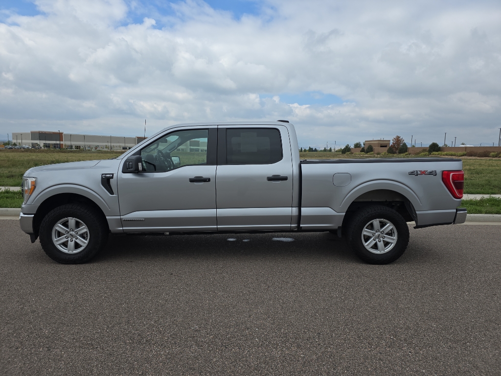 2022 Ford F-150 XL photo 2