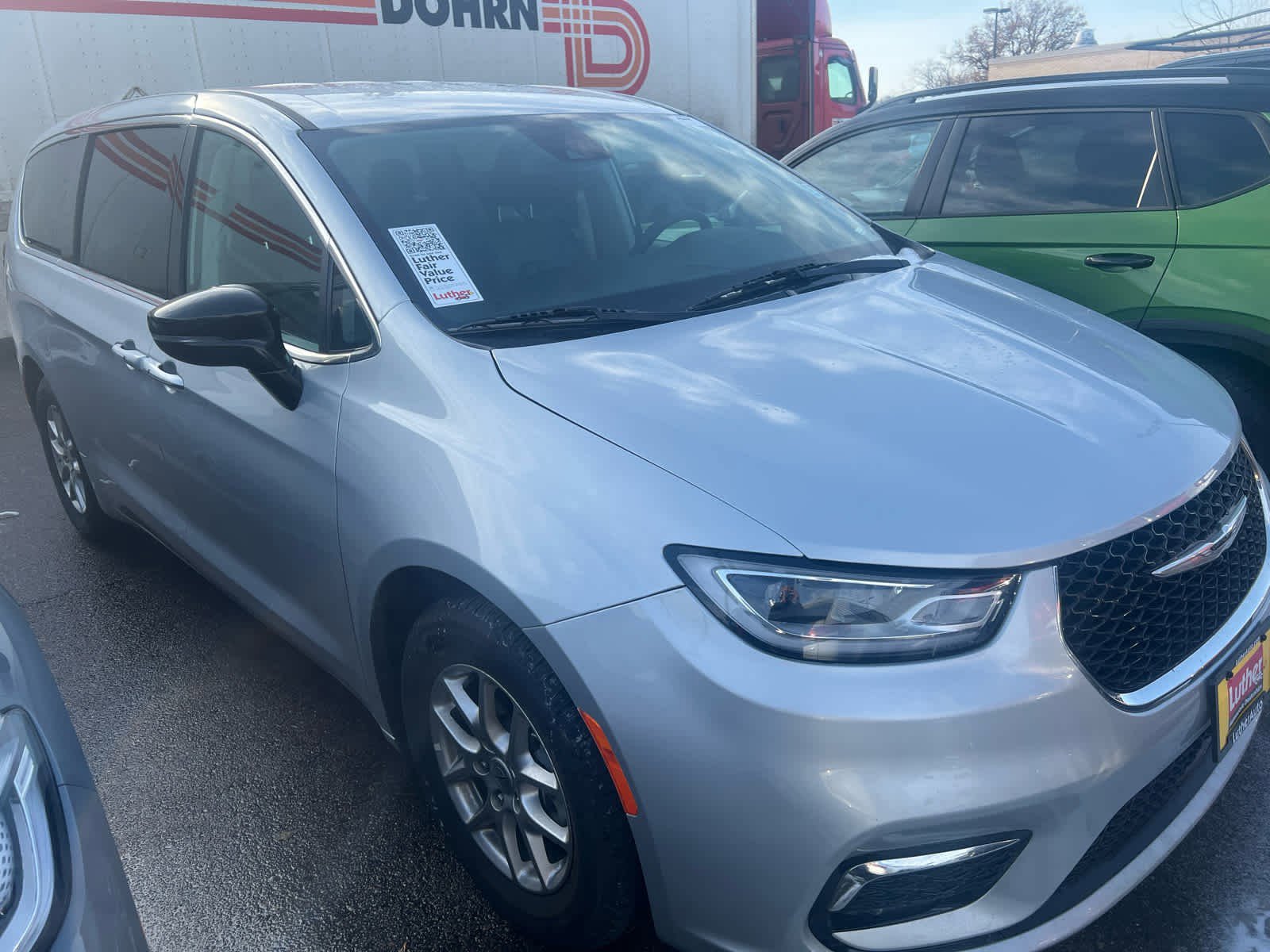 Used 2024 Chrysler Pacifica Touring L with VIN 2C4RC1BG6RR159218 for sale in Brooklyn Center, Minnesota