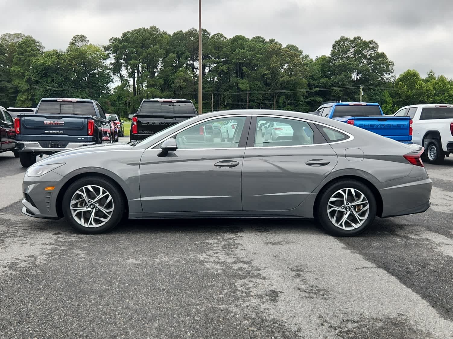 2022 Hyundai Sonata SEL photo 5