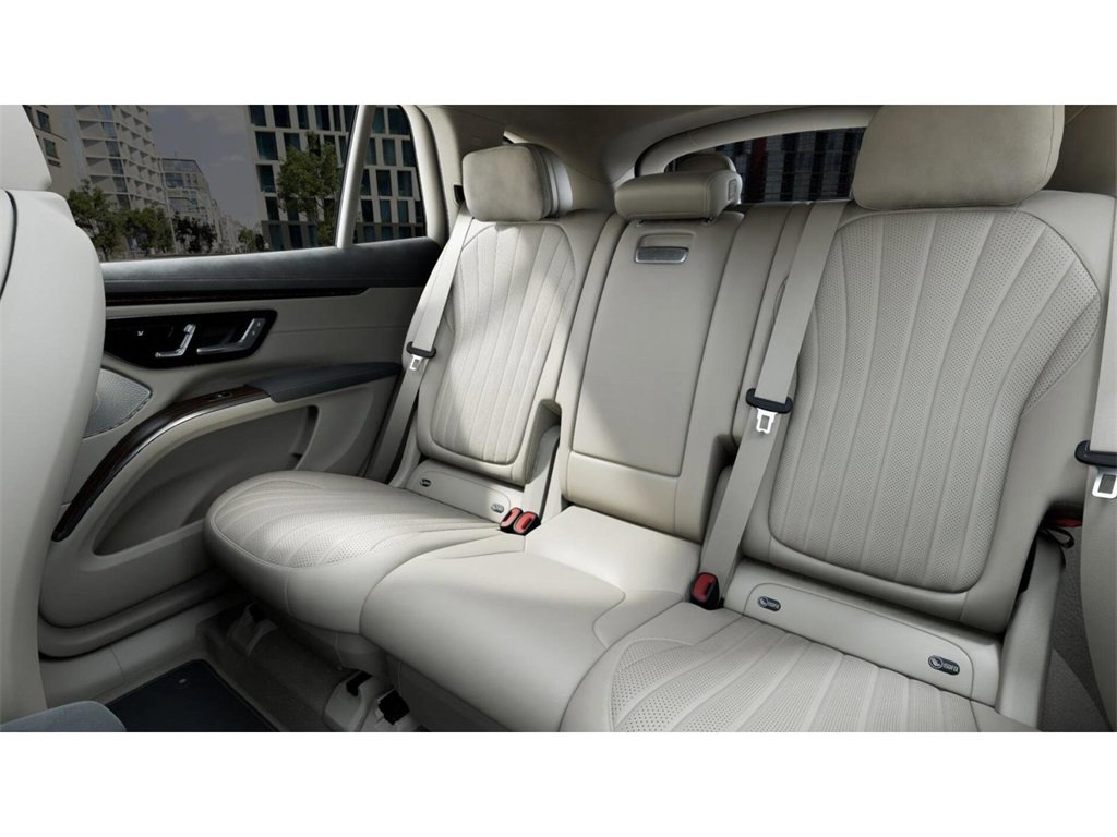 2026 Mercedes Benz EQS SUV 450 4MATIC photo 5