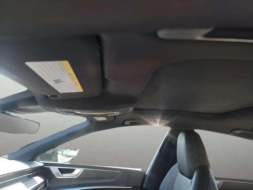 2021 Audi RS 7 Base photo 12