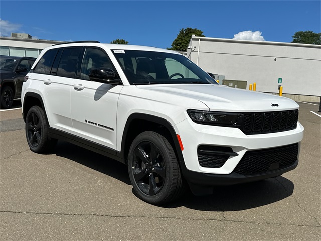 2025 Jeep Grand Cherokee Altitude X photo 3