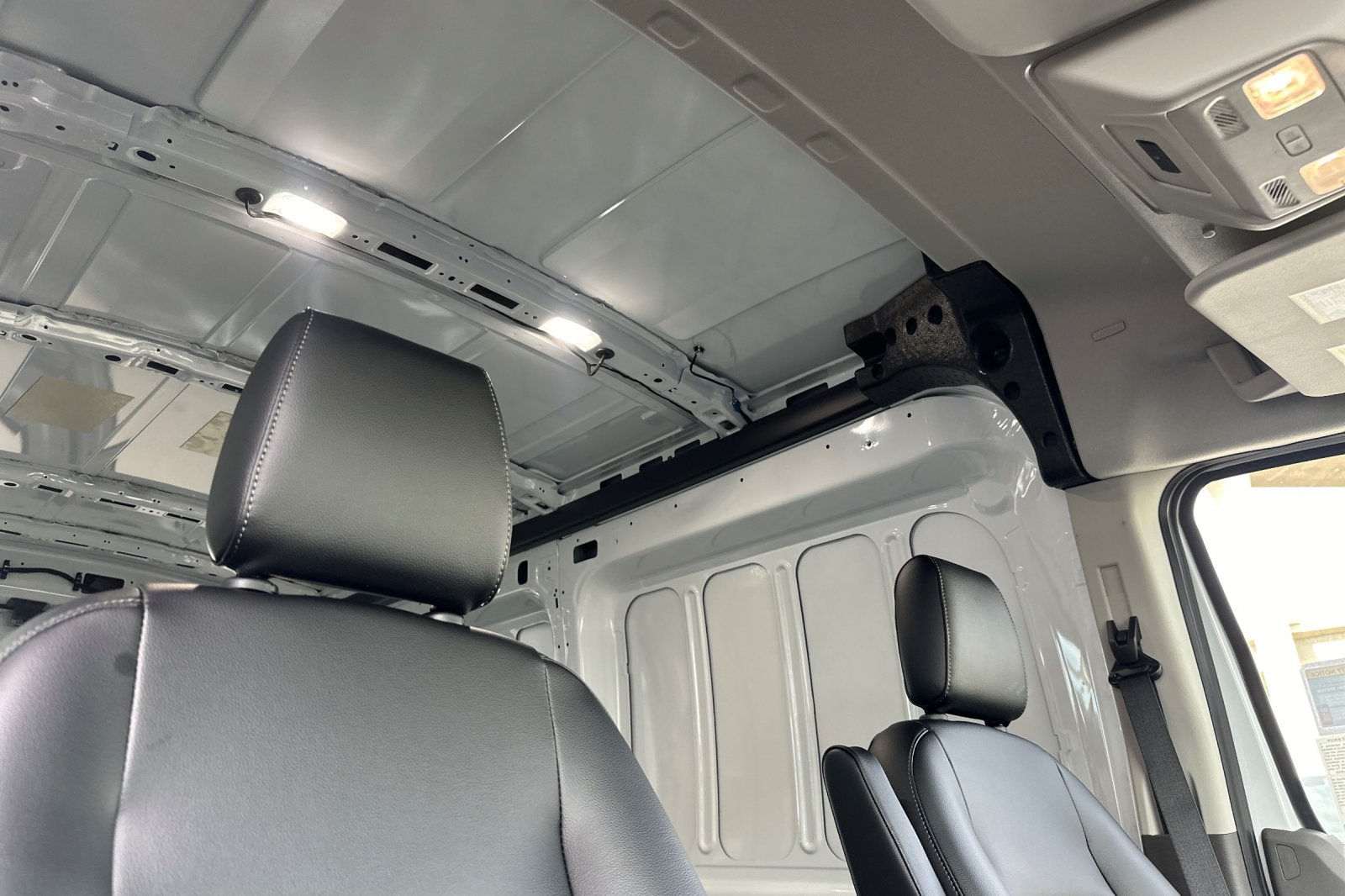 2024 Ford Transit Cargo Van photo 14