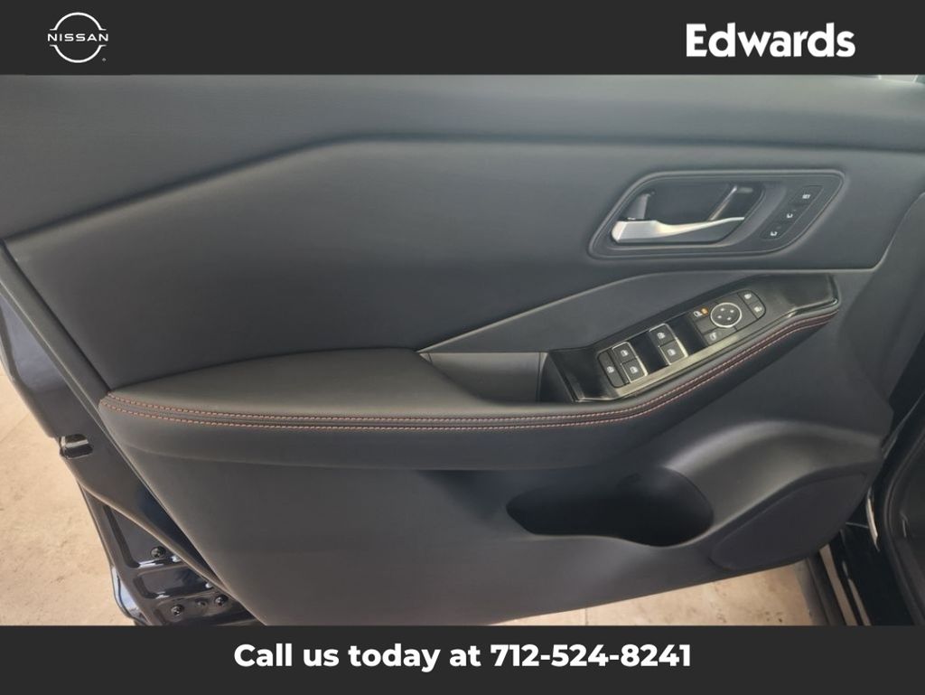 2026 Nissan Rogue SV photo 19