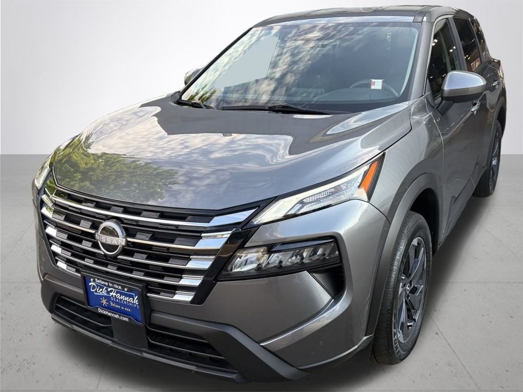 2024 Nissan Rogue SV photo 2