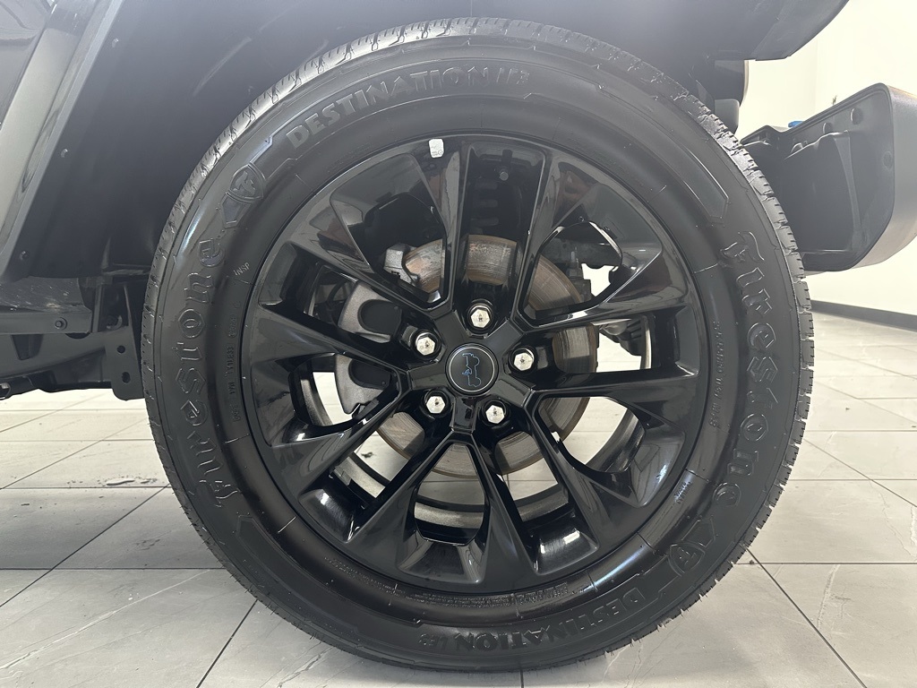2024 Jeep Wrangler Sahara 4xe photo 11