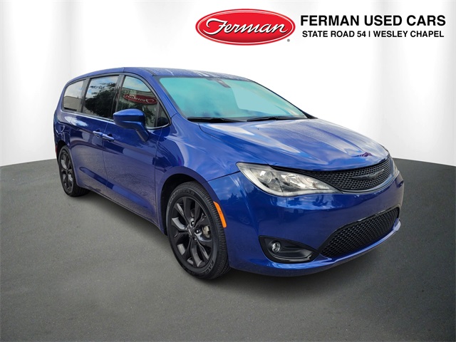 2020 Chrysler Pacifica Touring