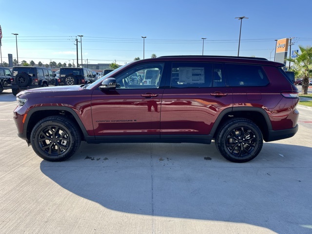2025 Jeep Grand Cherokee Altitude X photo 2