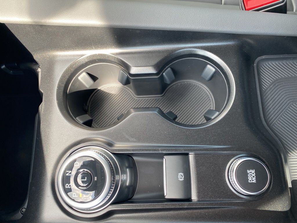 2025 Ford Explorer photo 25