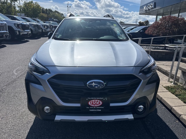 2023 Subaru Outback Limited photo 2