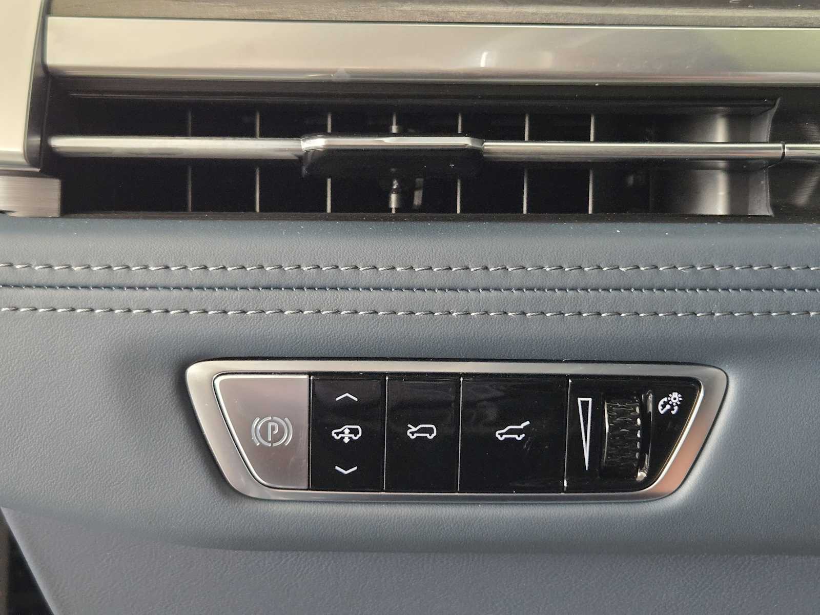 2026 Cadillac Escalade Premium Sport photo 15