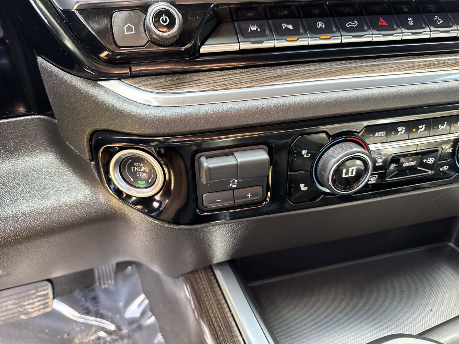 2025 Chevrolet Silverado 1500 LT Trail Boss photo 23