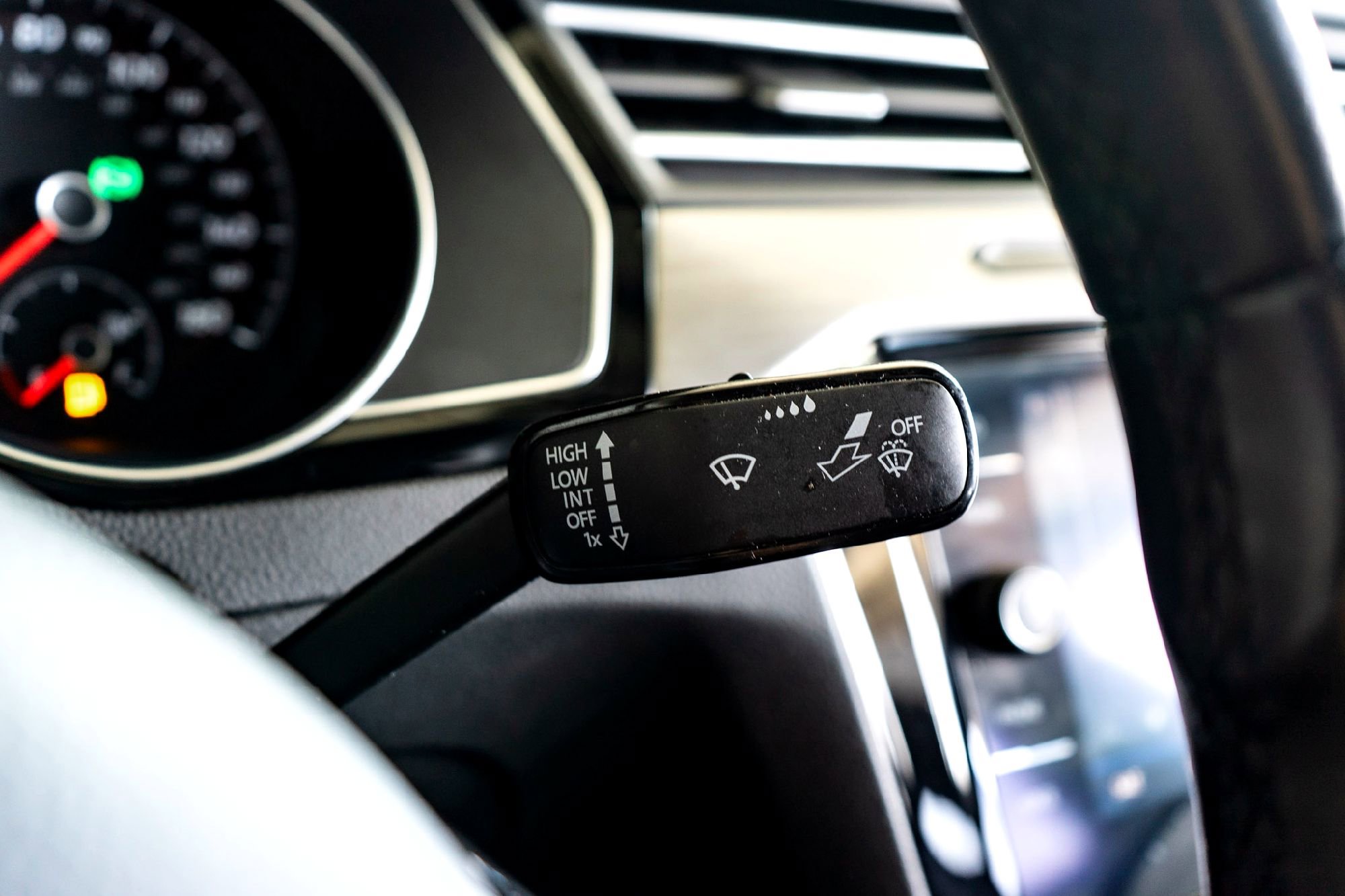 2020 Volkswagen Arteon SE photo 16