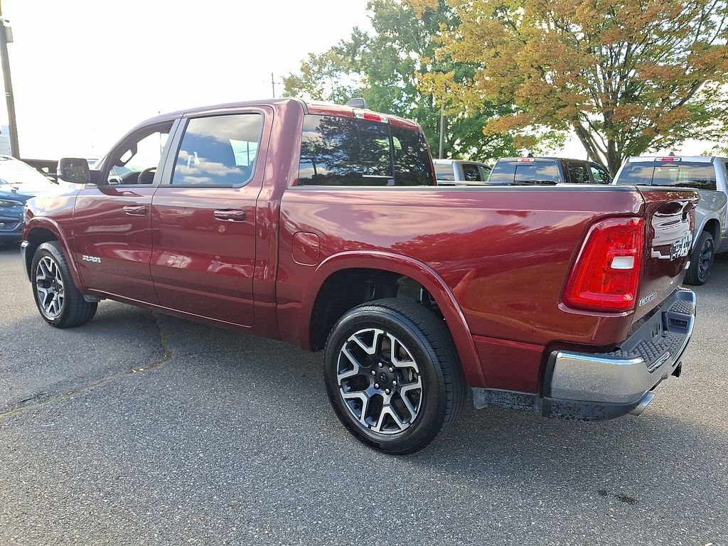 2025 Ram 1500 Laramie photo 4