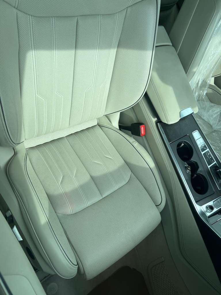 2019 Audi A6 3.0T Prestige Quattro photo 3