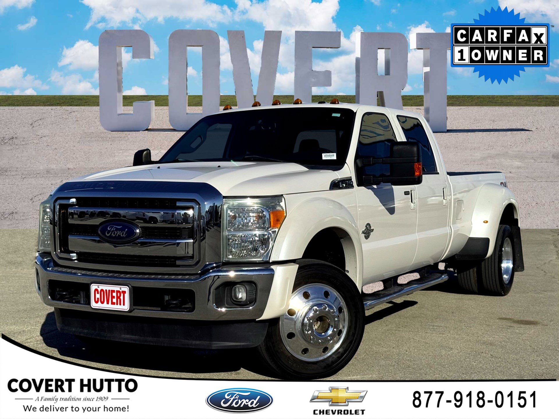 2015 Ford F-450 Super Duty Lariat's photo