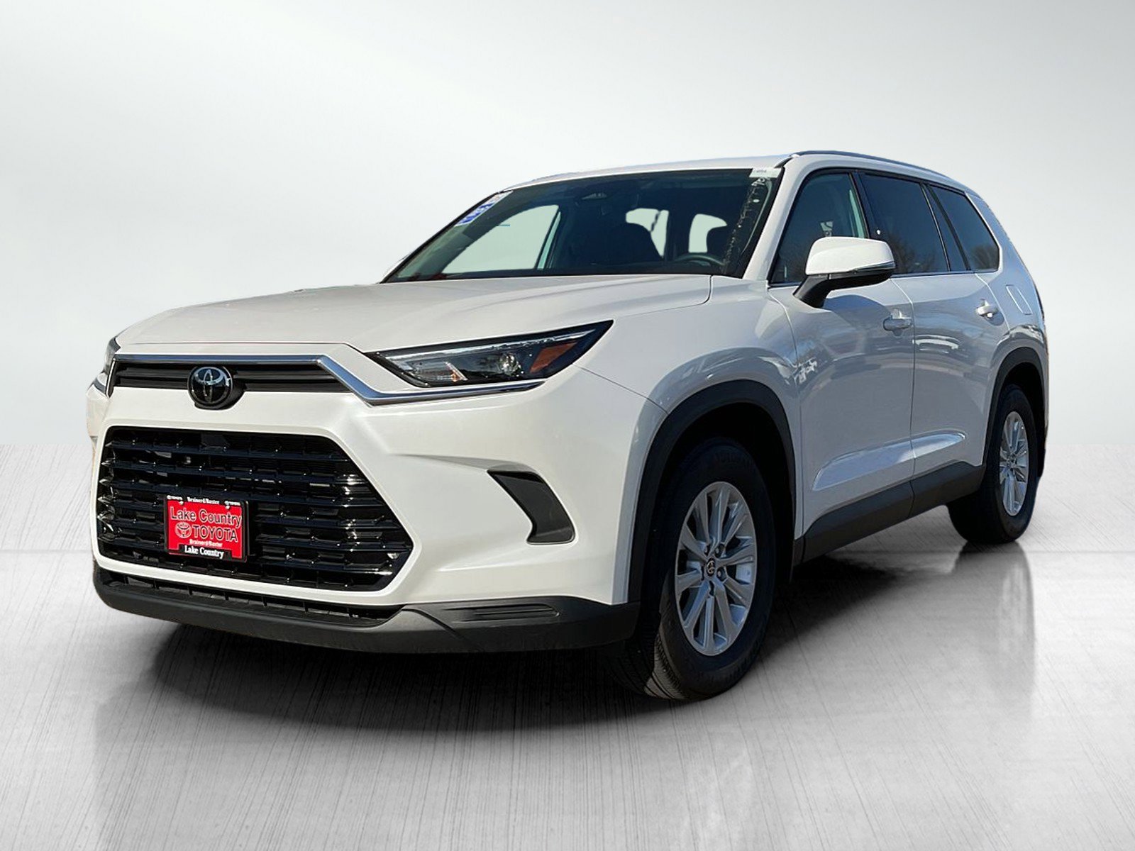 2024 Toyota Grand Highlander XLE's photo