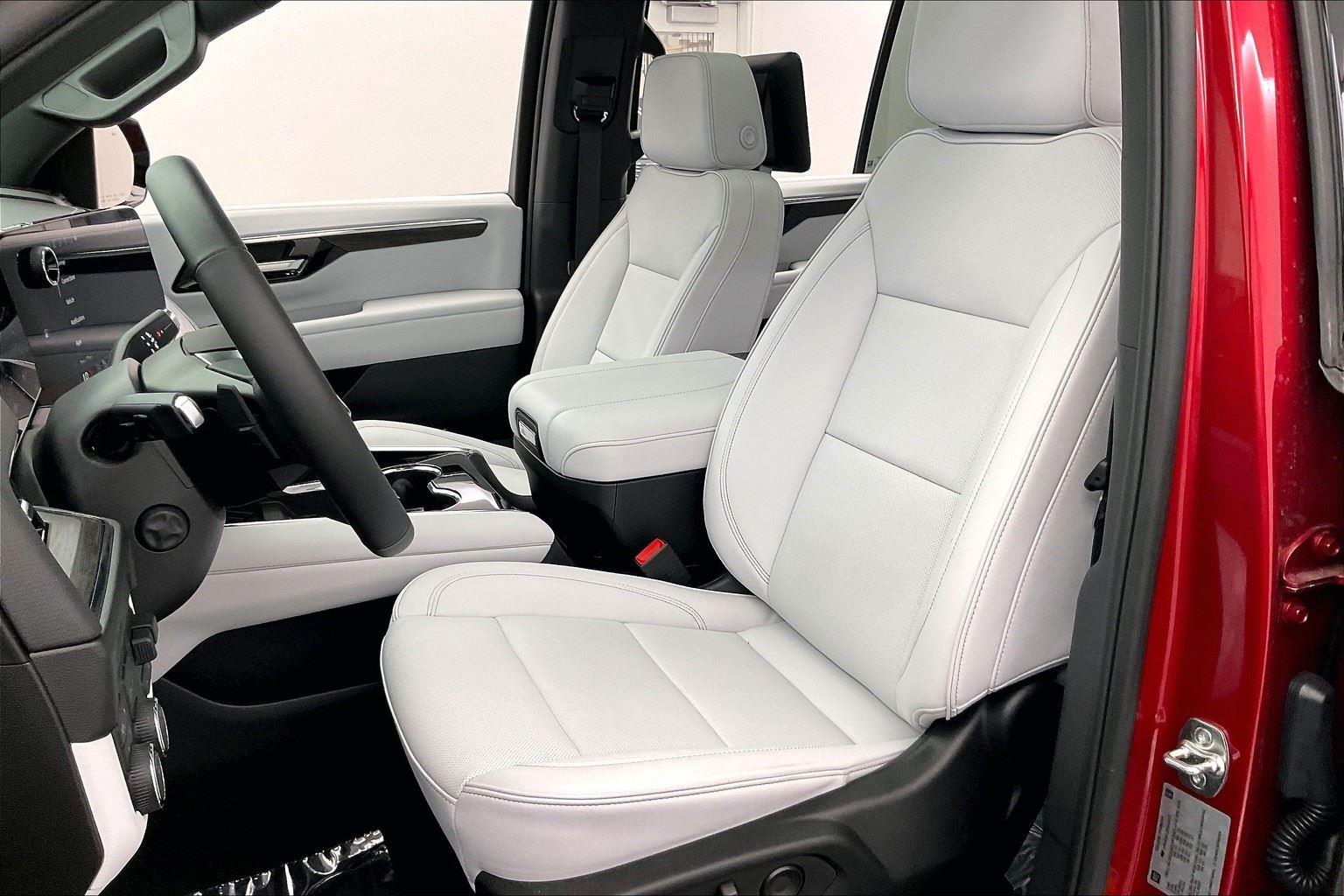 2025 Chevrolet Tahoe Premier photo 12