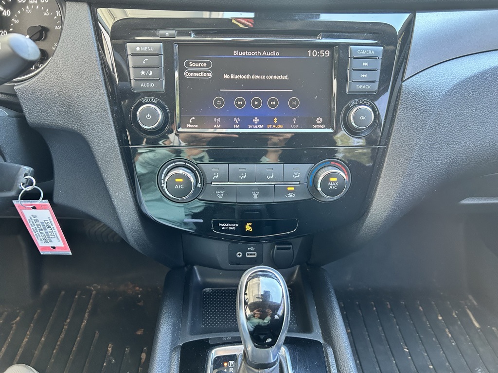 2020 Nissan Rogue Sport S photo 8