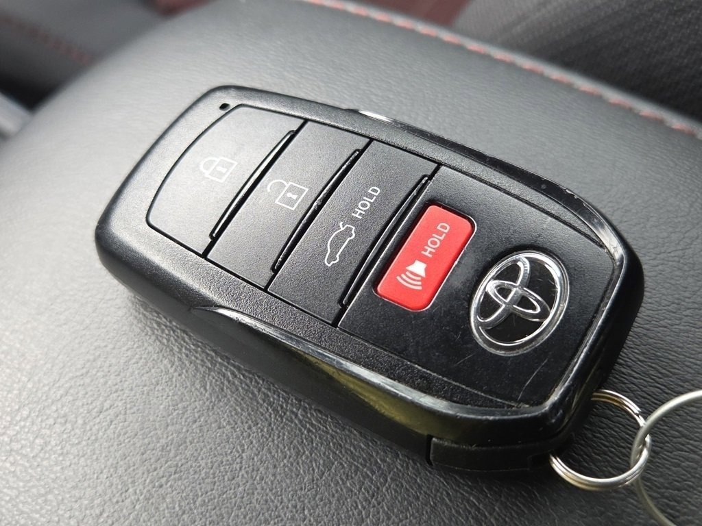 2023 Toyota Corolla SE photo 29