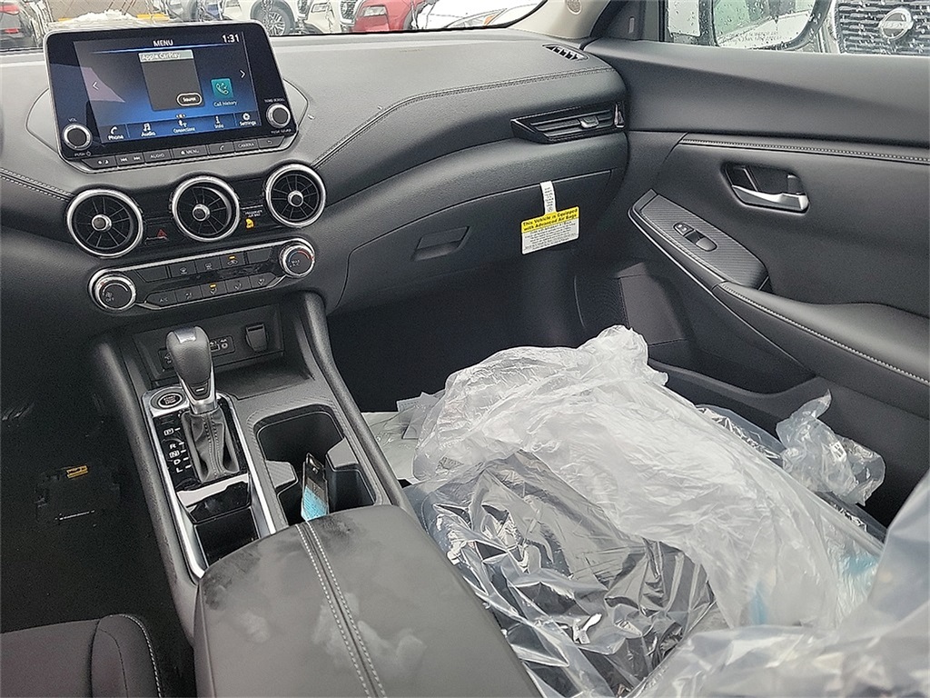 2025 Nissan Sentra SV photo 6