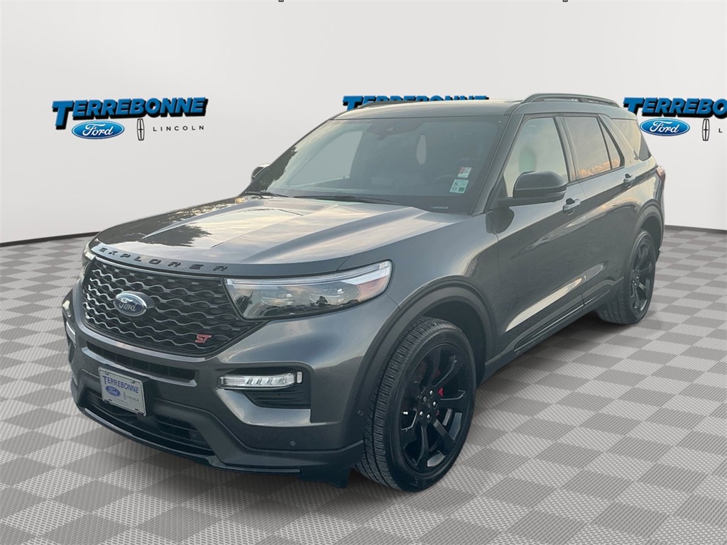 2020 Ford Explorer ST's photo