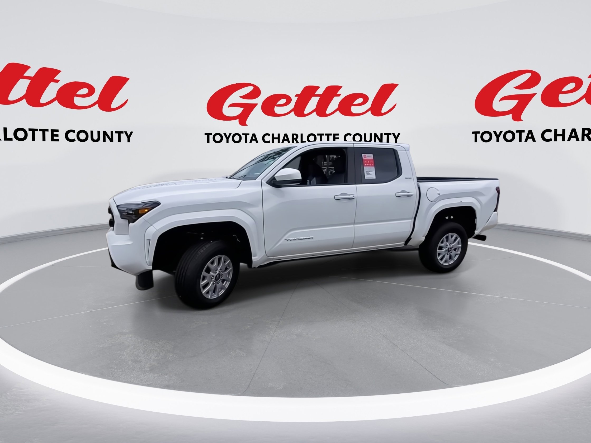 2024 Toyota Tacoma SR5 photo 4