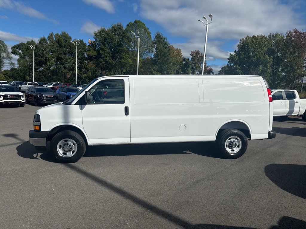 2025 Chevrolet Express 3500 Work Van photo 2