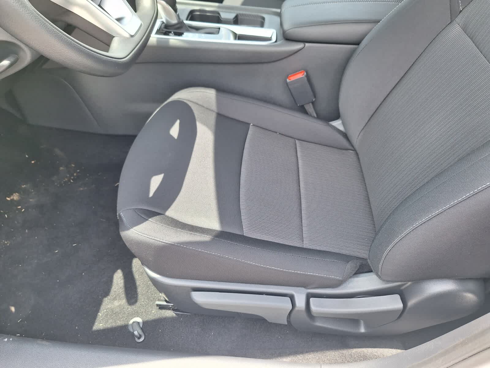 2025 Nissan Sentra SV photo 10