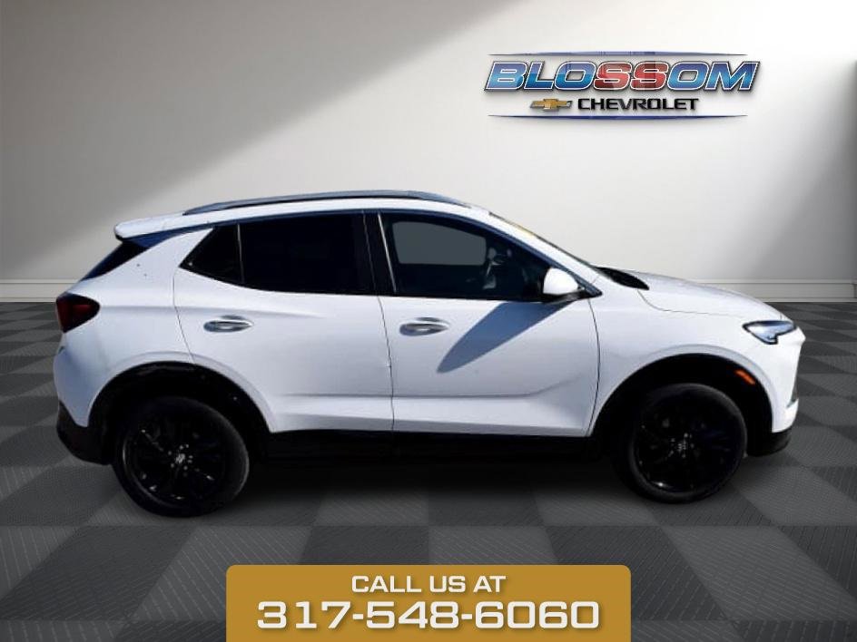 2024 Buick Encore GX Sport Touring photo 8