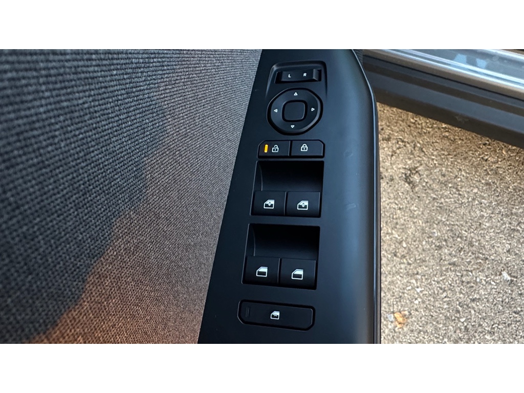 2025 Kia K4 EX photo 22