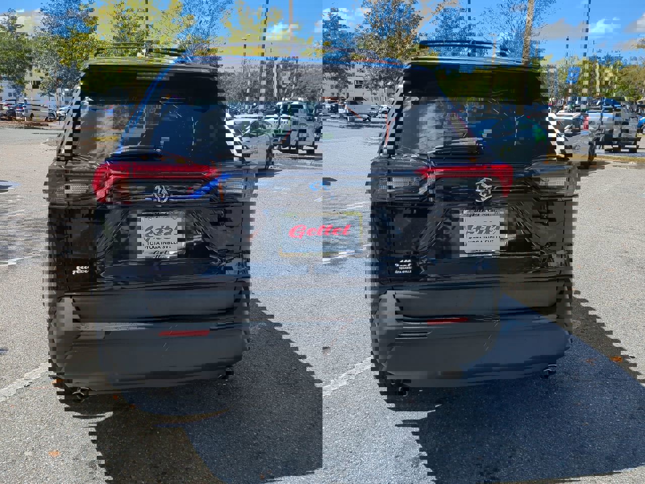 2021 Toyota RAV4 XLE photo 3
