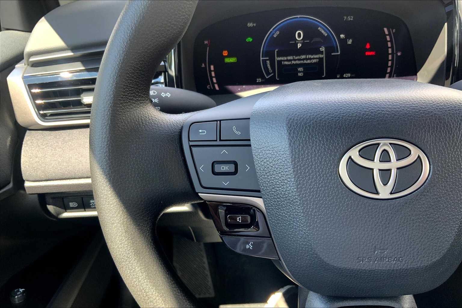 2025 Toyota Camry LE photo 21