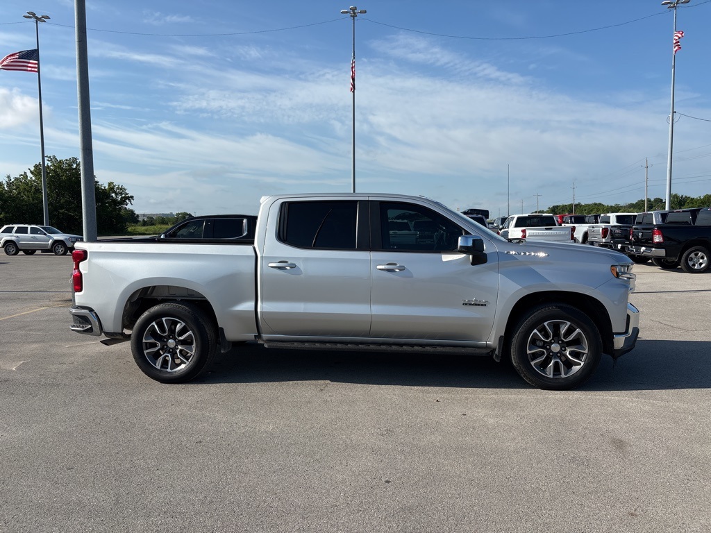2021 Chevrolet Silverado 1500 LT Texas Edition photo 2