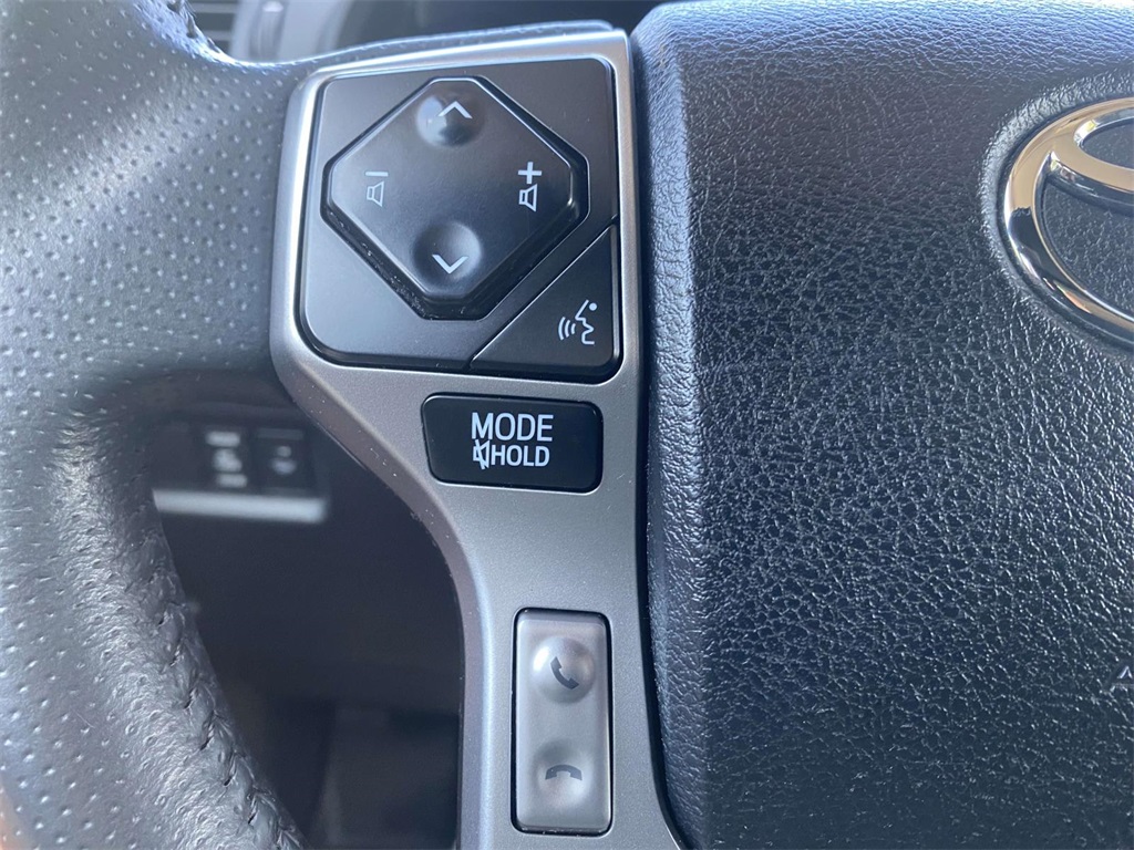 2022 Toyota 4Runner SR5 photo 14
