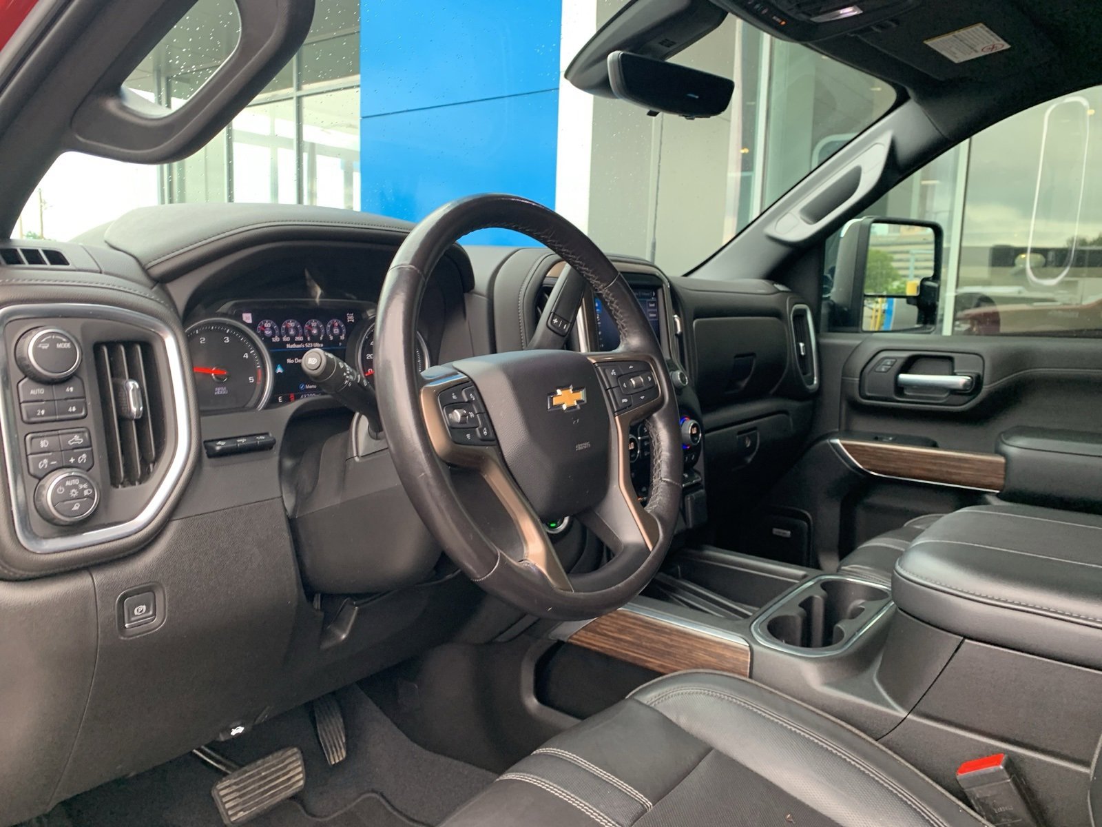 2023 Chevrolet Silverado 2500HD High Country photo 18