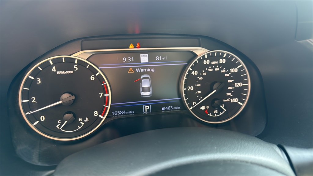 2023 Nissan Altima 2.5 SV photo 9