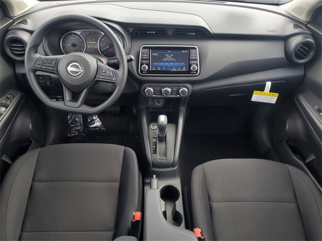2025 Nissan Kicks Play S photo 7