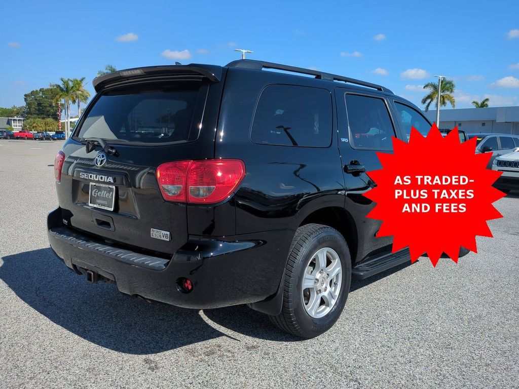 2012 Toyota Sequoia SR5 photo 4