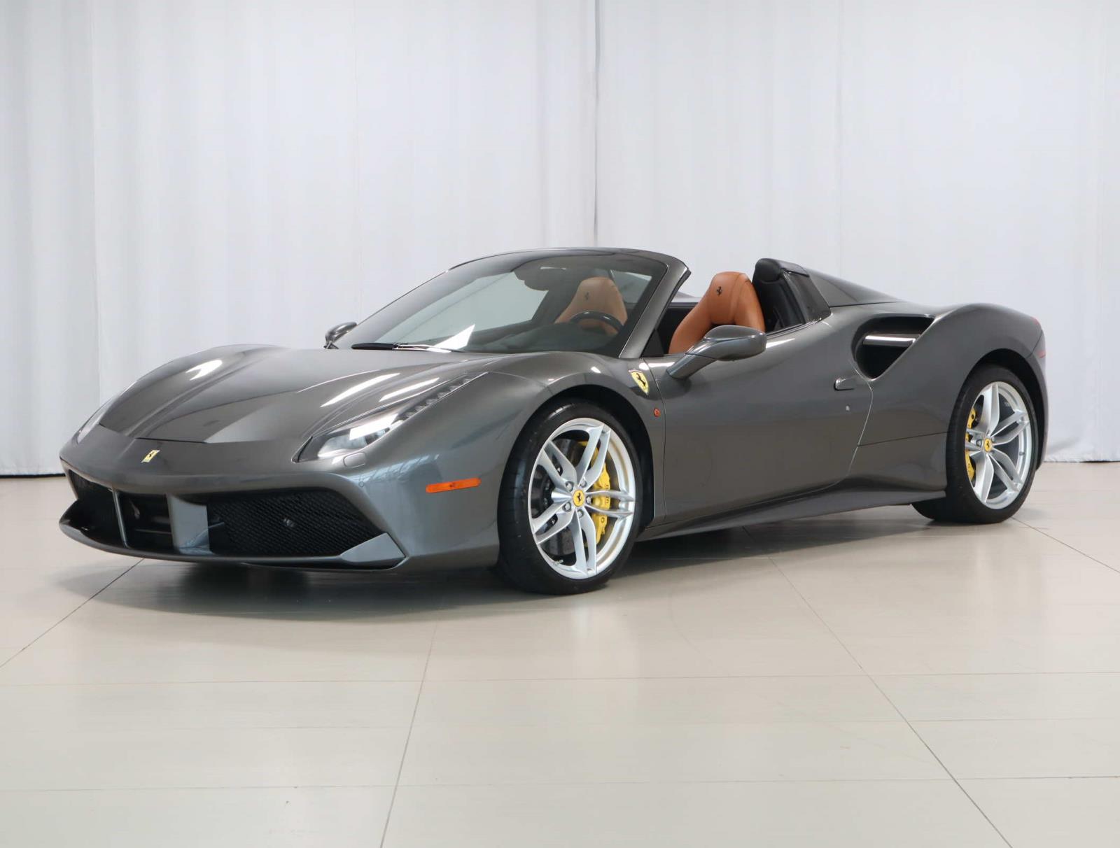 2016 Ferrari 488 Spider photo 3
