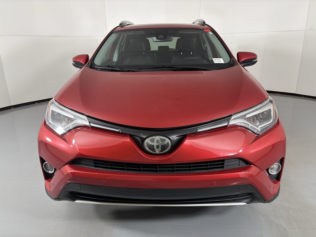 2016 Toyota RAV4 Limited photo 3
