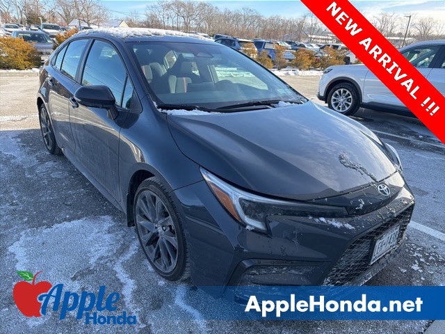 2023 Toyota Corolla SE's photo