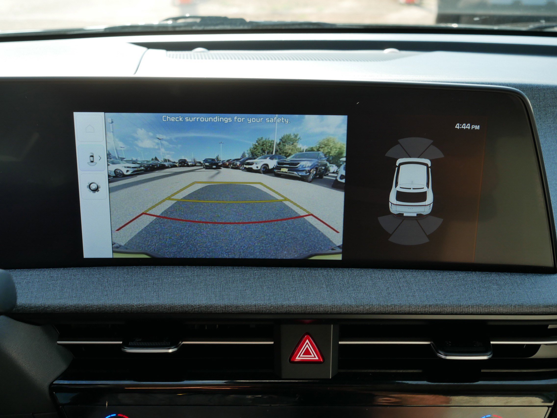 2022 Kia EV6 Wind photo 26