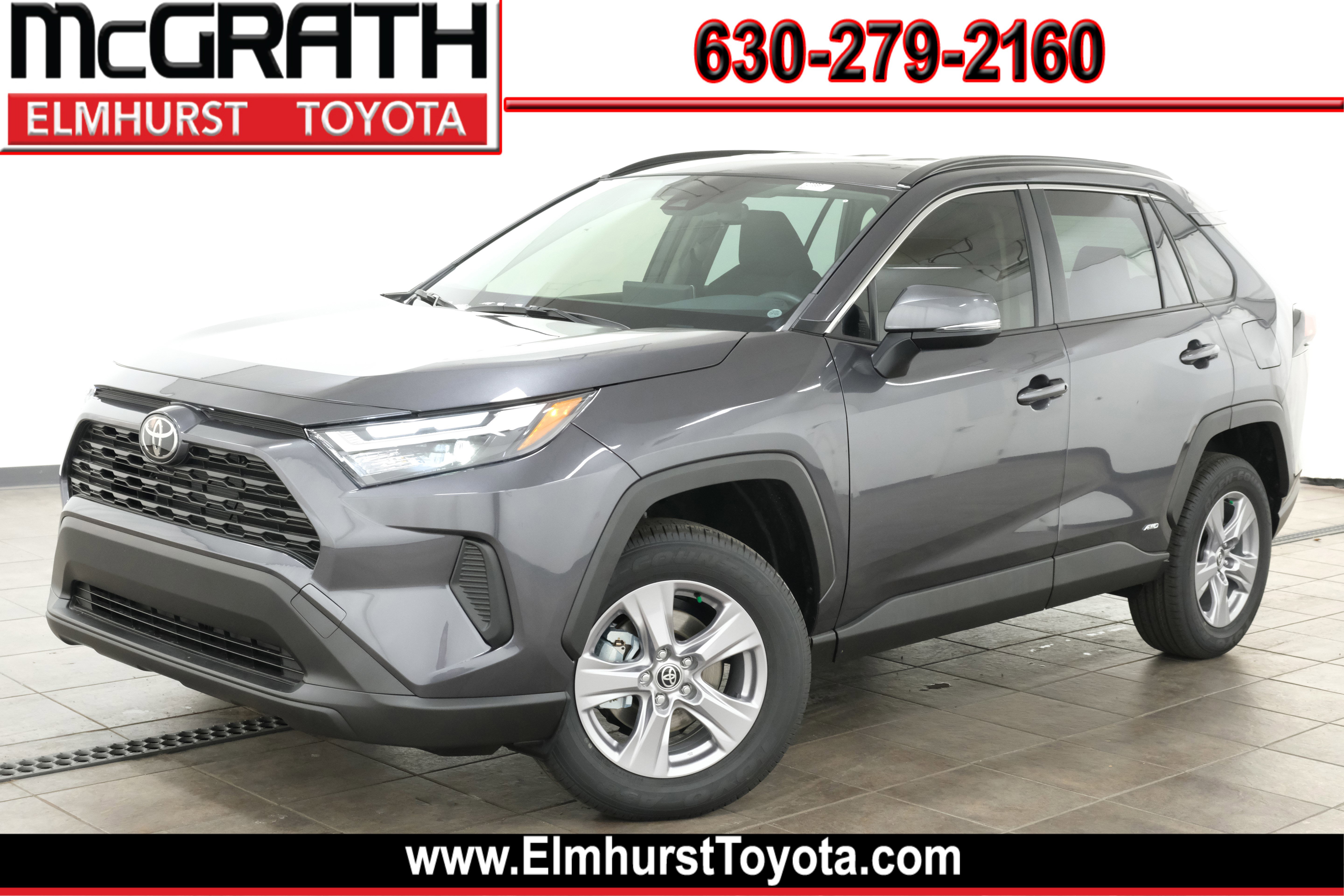 2025 Toyota RAV4 XLE's photo