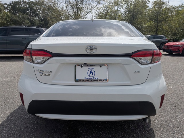 2022 Toyota Corolla LE photo 4