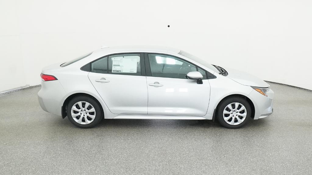 2025 Toyota Corolla LE photo 25