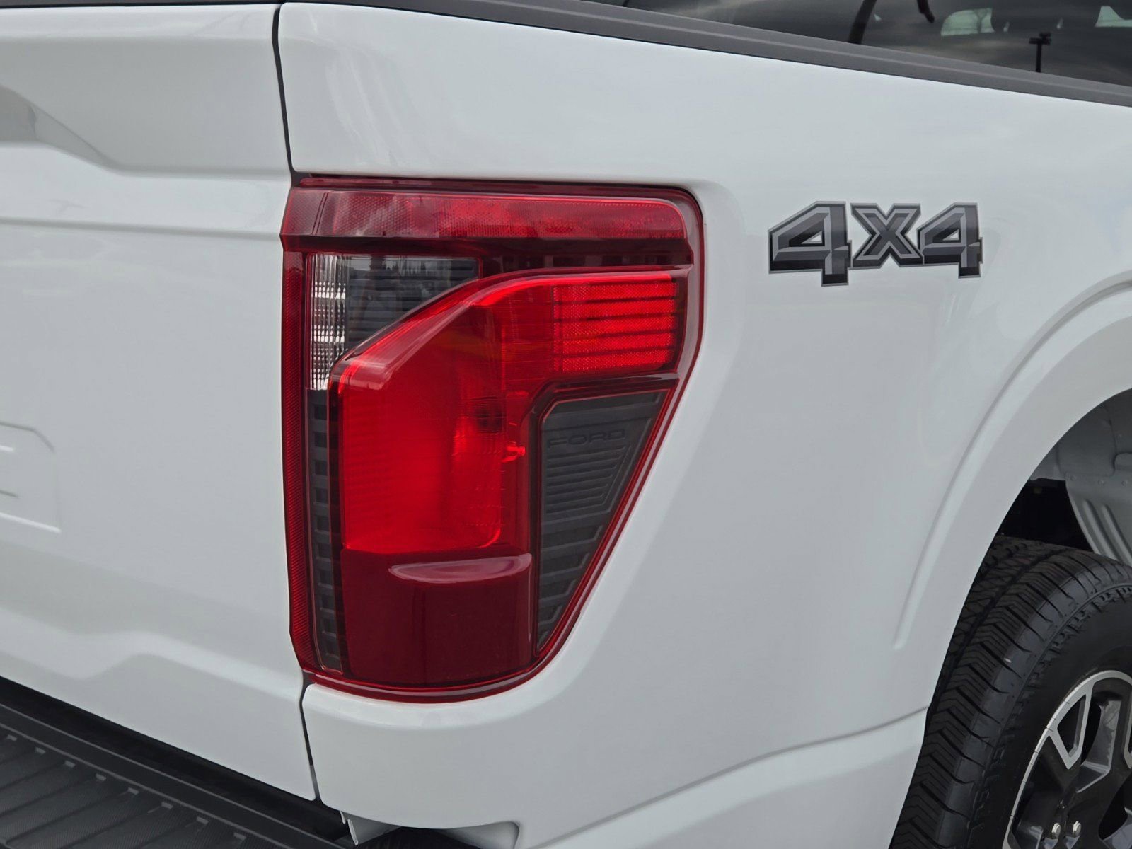 2025 Ford F-150 STX photo 10