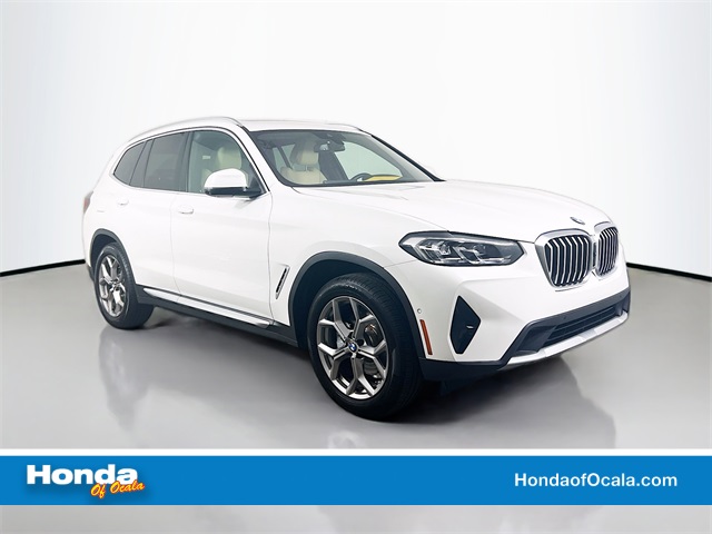 2023 BMW X3 30i's photo