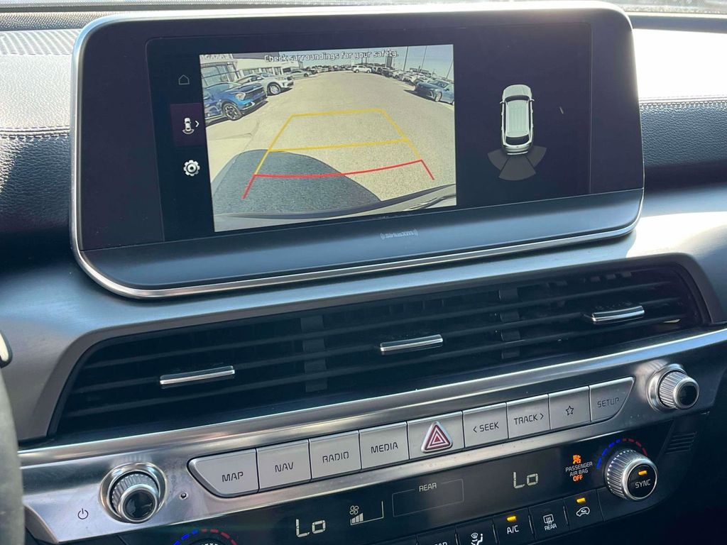 2022 Kia Telluride LX photo 22
