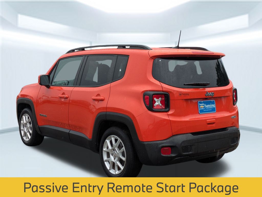 2020 Jeep Renegade Latitude photo 3